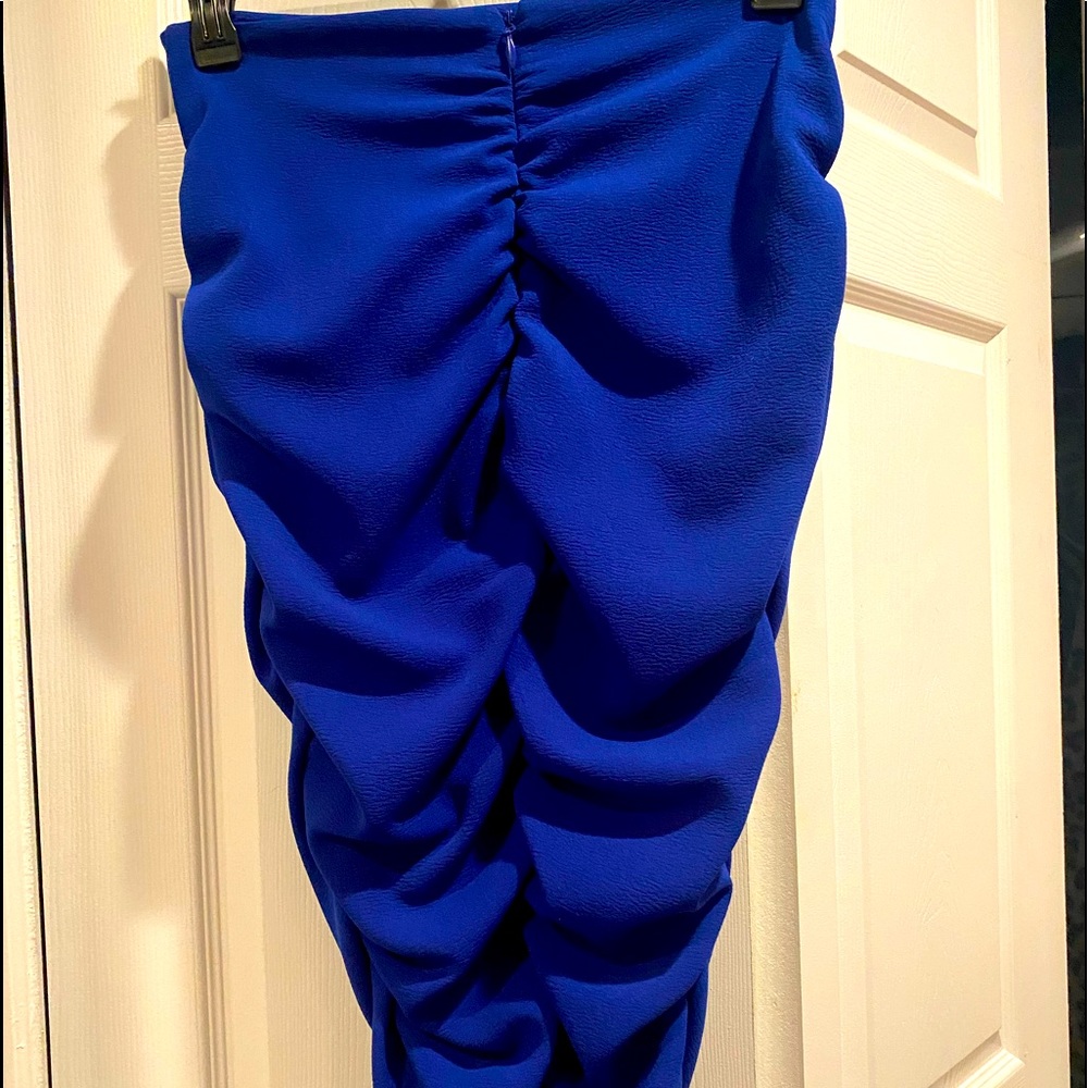 Gabrielle Union Royal Blue fitted V shaped skirt